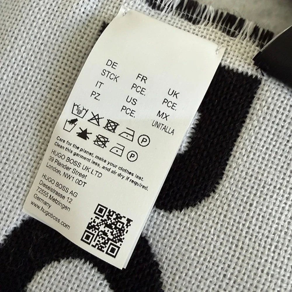 Hugo‎ Boss X NFL RAMS Scarf, Wool-blend, new with tag, Made in Italy